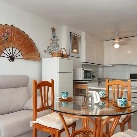 1177 Rocmar Apartment